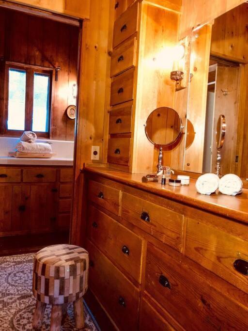 The Lodge At 11 Chimneys Idyllwild Exterior photo